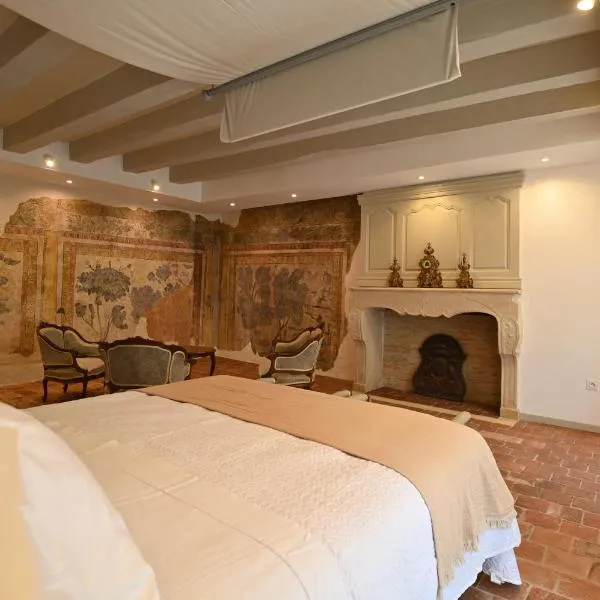 Chambres d'hôtes de La Tour Morillon, hotel a Saint-Amand-Mont-Rond