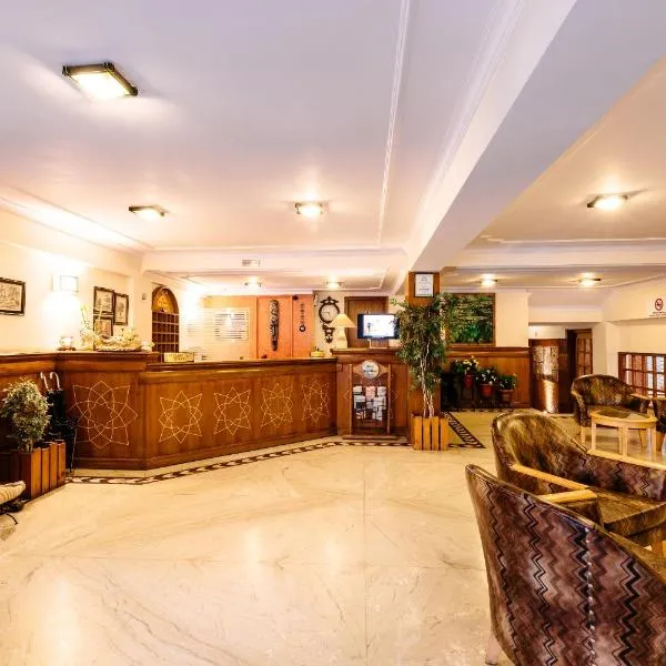 Hotel Willow Banks, Mall Road Shimla photo 2