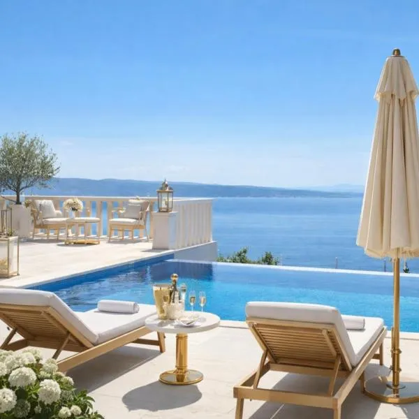 Sea view Luxury Apart Hotel Villa Conte with swiming pool and romantic SPA, hotel a Podstrana