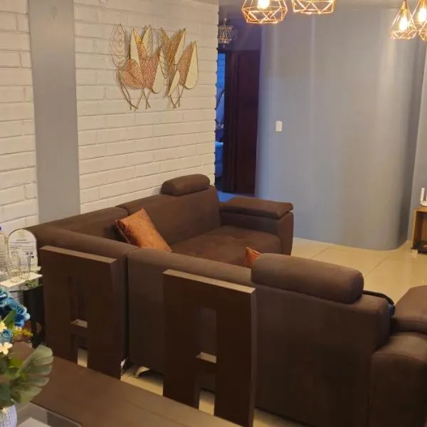 Foresta Apartment, Departamento autónomo en sector tranquilo con Netflix y Disney plus – hotel w mieście Ibarra