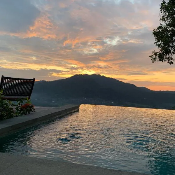 Villa Damai Rohani Private Pool Villas with Valley Views Adults Only, hotell i Sidemen