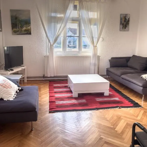 Ethno House Andrej: Korbovo şehrinde bir otel