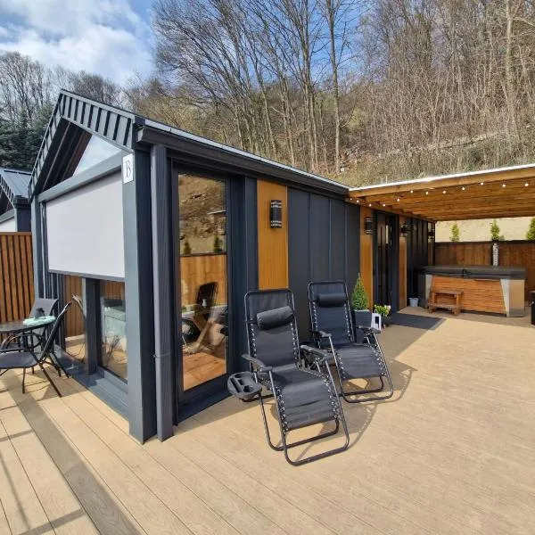 Słoneczny Brzeg Ekskluzywne domki z jacuzzi: Tęgoborze şehrinde bir otel