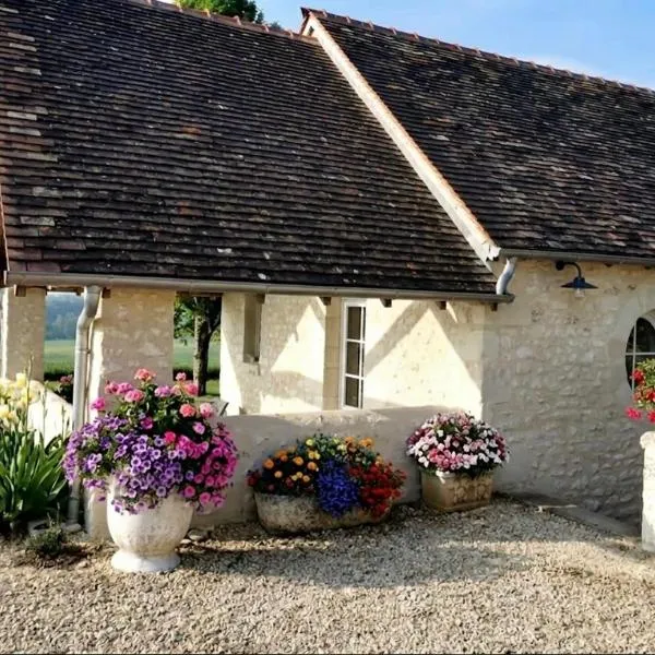 Votre Escapade au Calme Confort et Sérénité, hotel u gradu Šatelro
