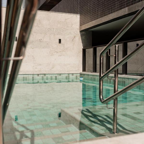 Ícone Ponta Verde, Conforto a 700 metros da praia com vaga exclusiva - Foto 3