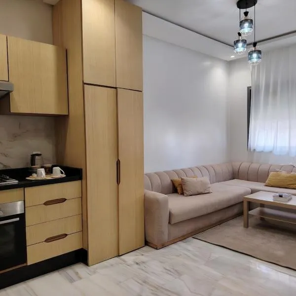 Le Confort Proche de l'Aéroport - Executive 260、Nouaseurのホテル