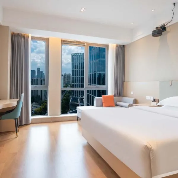 Anara Aparthotel Chengdu Chunxi Road, hotel di Chengdu