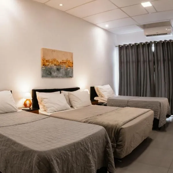 VILLA BILAC - Amplos Studios próximos à Vila Germânica, Hotel in Blumenau