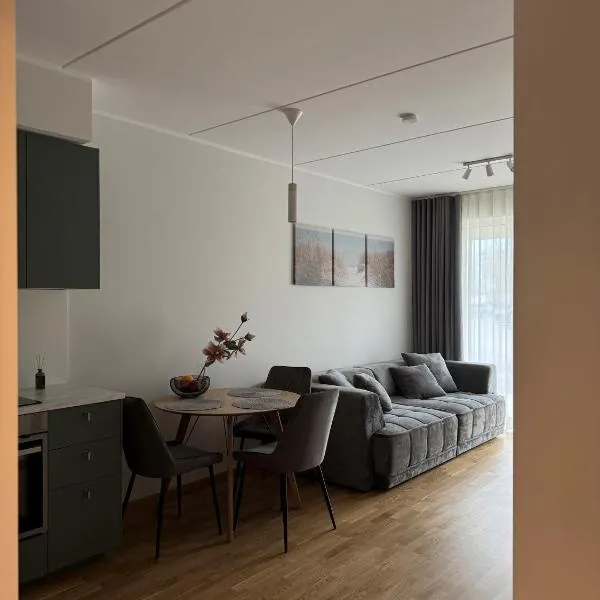 Loo Apartment - Self Check-in & Free Parking, מלון בLoo