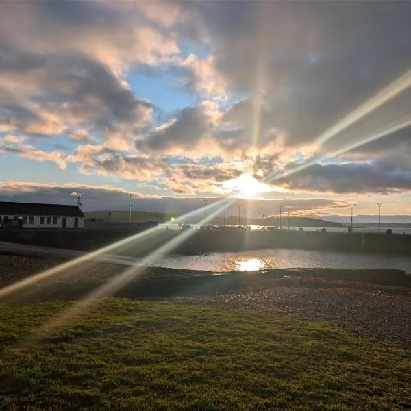 Largs seaside retreat, hotell i Largs