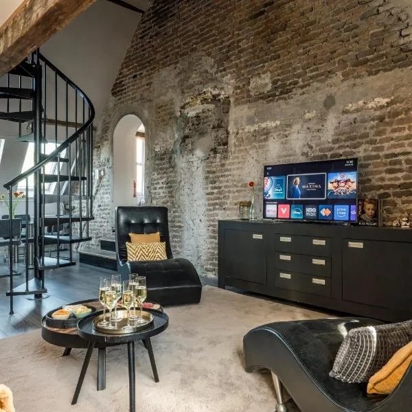 Huize de Lekpoort - The Cloister Wall - Historic Apartment in Vianen Center, hotel a Vianen