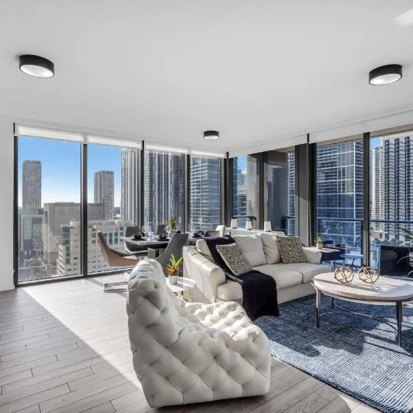 Luxury 3Bedroom Oasis - Stunning City & Water Views - High Floor, hotel em Miami
