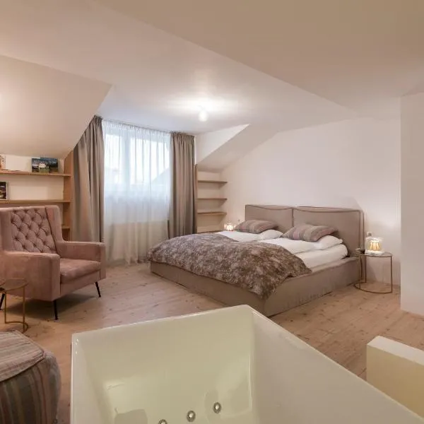 Gius La Diffusa, hotel sa Caldaro