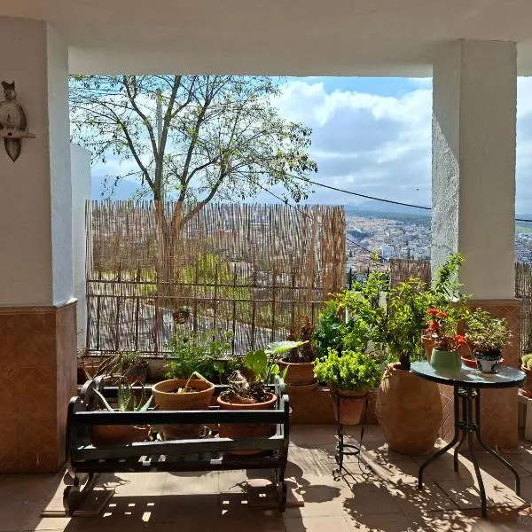 Casa Martina, hotel in Huétor Vega