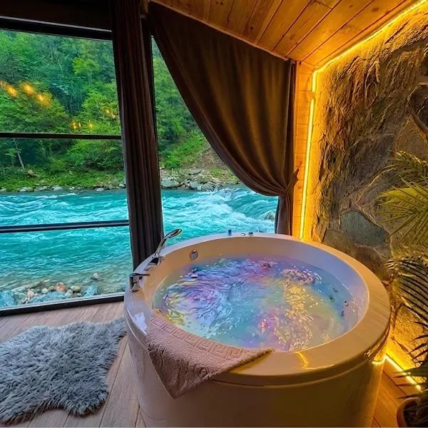 Ayder River Resort & Bungalows، فندق في جامليهمشين