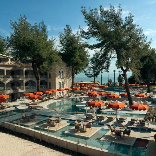 Zeus Eleva Kassandra Lagoon, ξενοδοχείο στη Χανιώτη