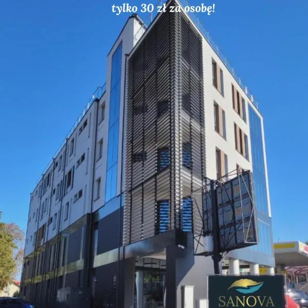 Hotel Sanova، فندق في ياروسواف