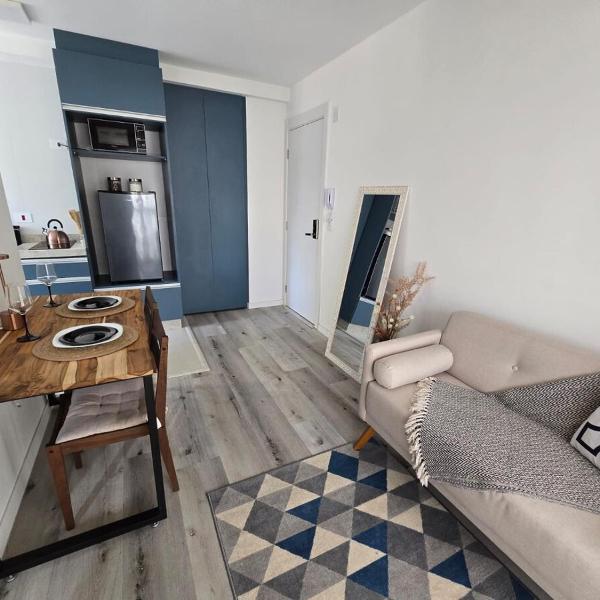 Studio Moderno & Aconchegante