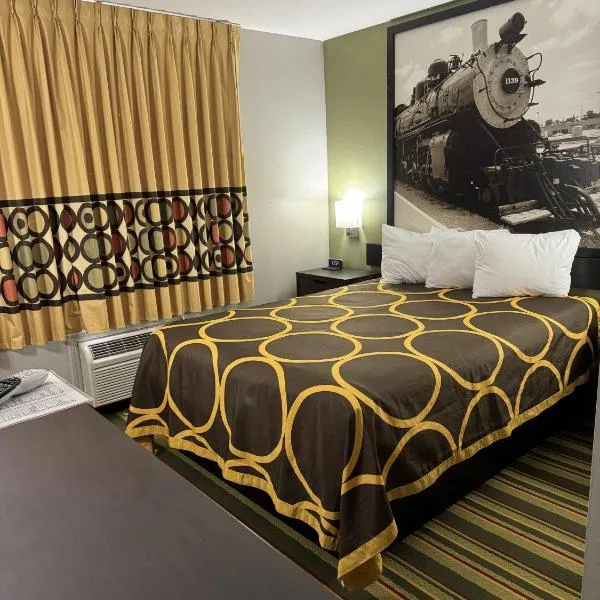 Super 8 by Wyndham Chanute, hotel em Chanute