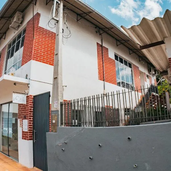 VILLA BILAC - Amplos Studios próximos à Vila Germânica, hotel i Blumenau