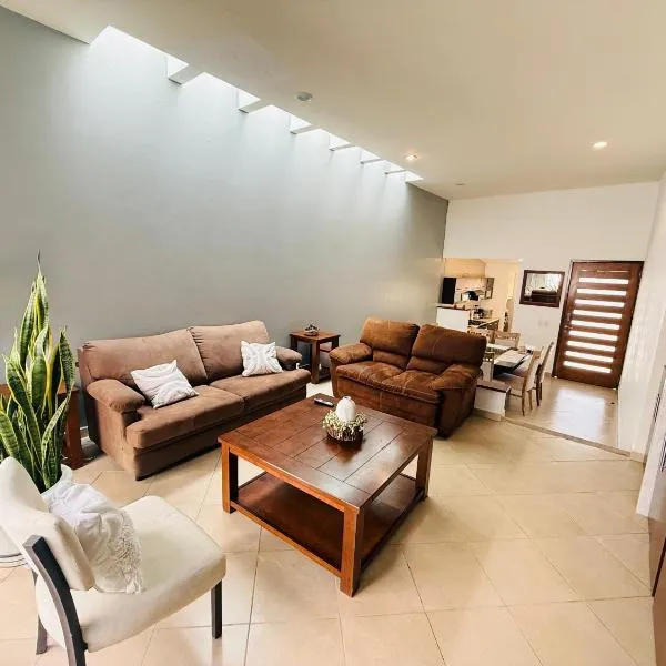 Casa Ejecutiva Acogedora Impecable AGS, hotel en Aguascalientes