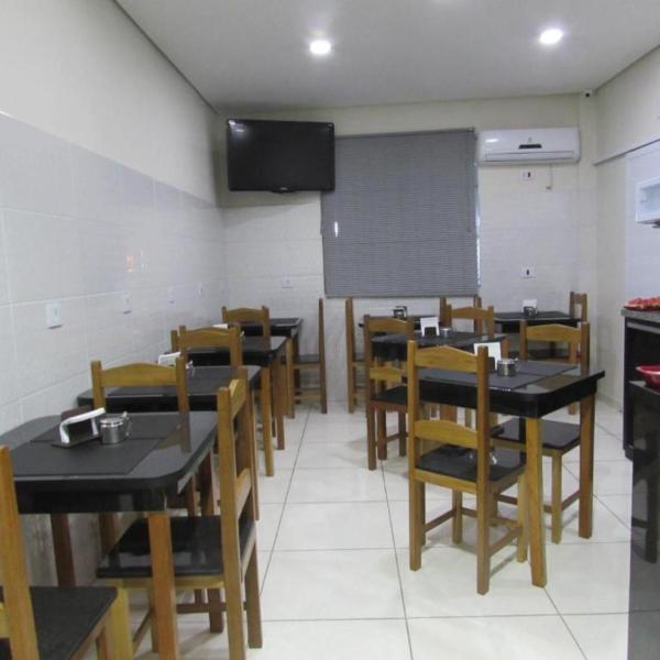Hotel Minho SP - Café da Manhã Incluso - Próximo do Metrô Luz, 25 de Março e Brás - 10 Min do Allianz Parque, 11 Min do Expo Center Norte e 9 Min do Expo Anhembi - Foto 4