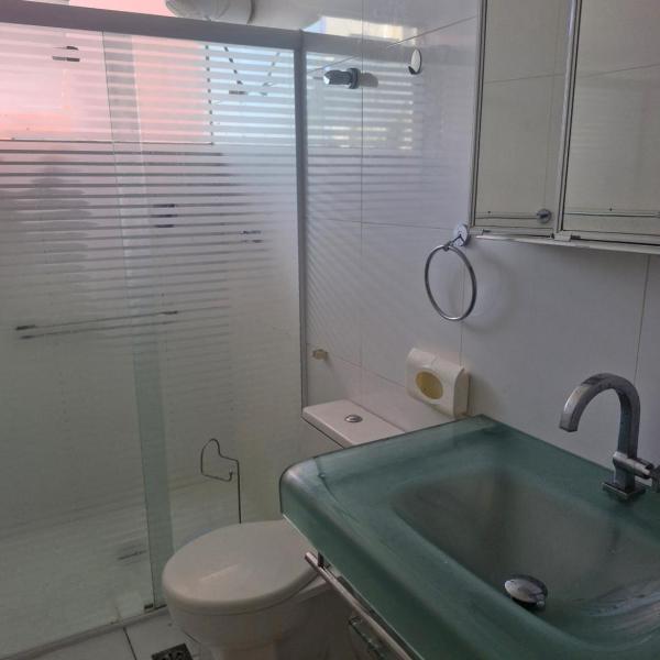 Apto novo com ampla sacada e piscinas - Foto 3