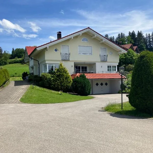Landhaus am Bach, Hotel in Sulzberg