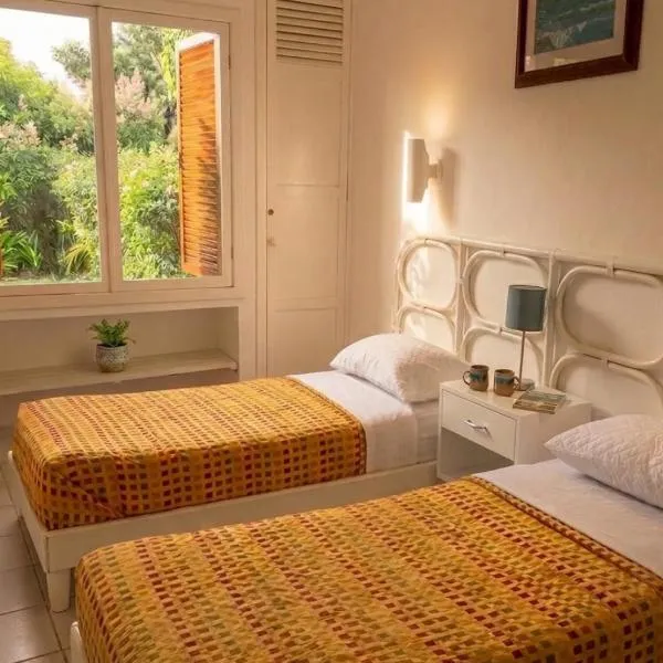 Hermosa Casa de 3 pisos, hotel en Same