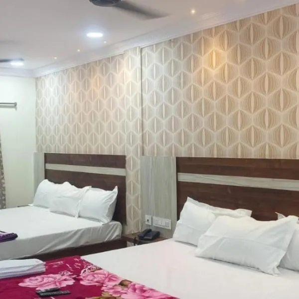 HoTEL SRI DURGA GRAND, hotel sa Vijayawāda