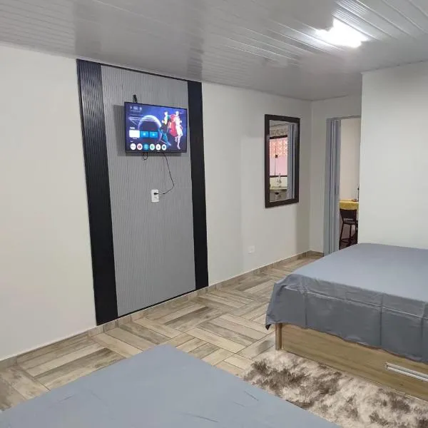 Espaço aconchegante ótima localização, hotel in Foz do Iguaçu