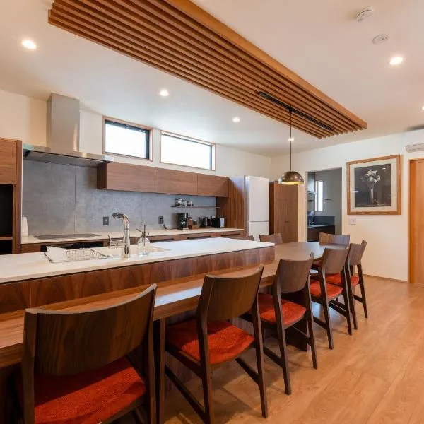 Takayama में, होटल Takayama Showa no yado-A Modern Japanese-style villa with garden, excellent location