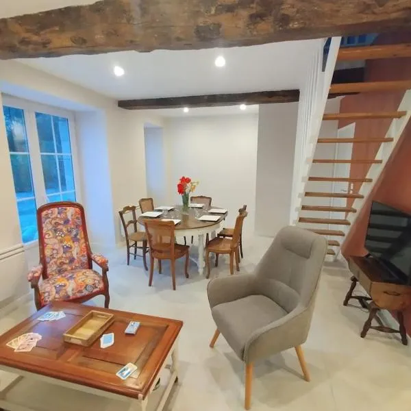 Ker Vacances Gite familial au calme, proche mer et Golfe du Morbihan, מלון בNoyal-Muzillac