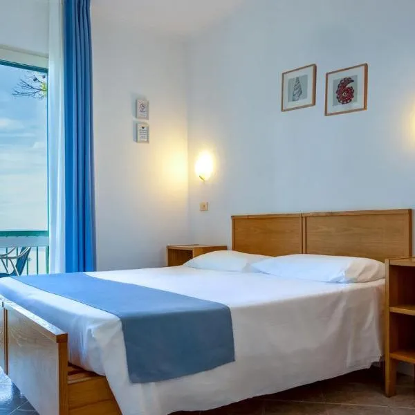 Network Forio ischia 4 stelle promo random pensione completa con bevande, hotel din Forio d'Ischia