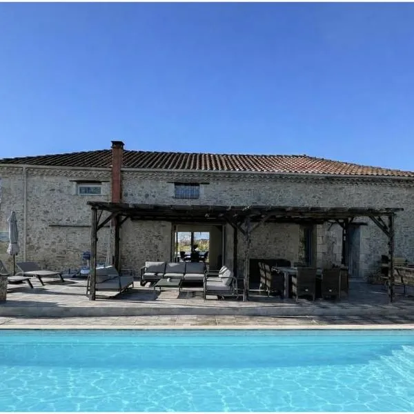 Le Jardin d'Elusa, готель у місті Eauze