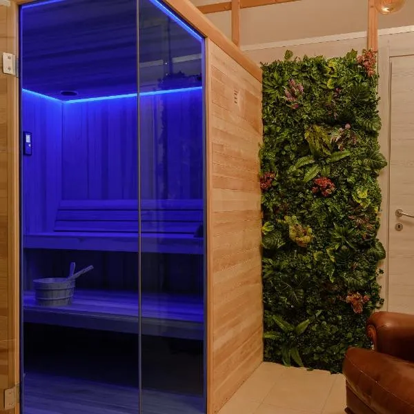 WELLNESS SUITE WITH SAUNA, Sardinia Experience, khách sạn ở Thiesi