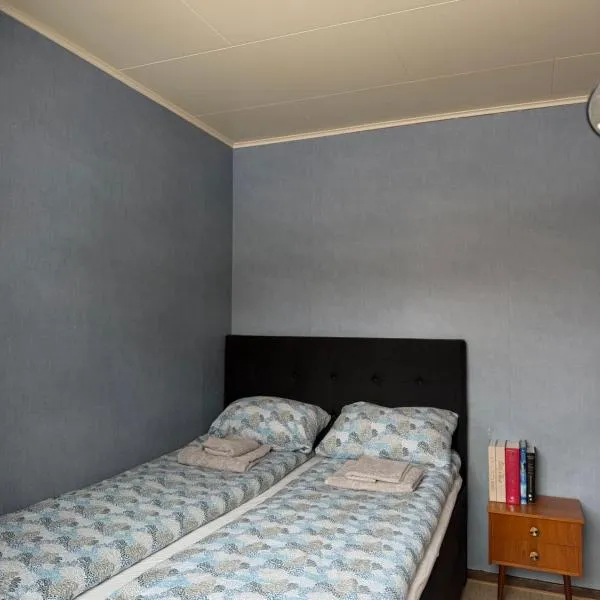 Evenes Apartments - Cheap accommodation for 4 guests close to the Airport, hotel em Evenesmarkja