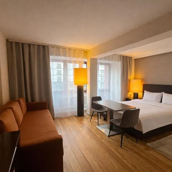 Hotel Adele am Alex, hotel i Berlin