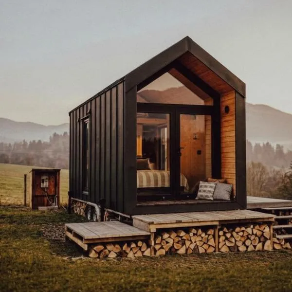 Tiny House Glamping Mak, hotel Šmartno v Rožni Dolini városában