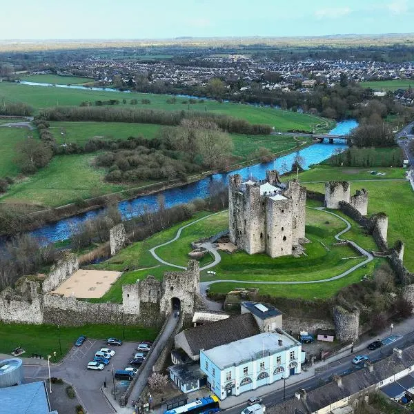 Trim में, होटल Trim private rooms