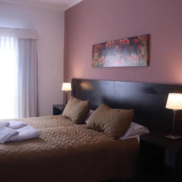 Antares Apartments, hotel u gradu Kampana