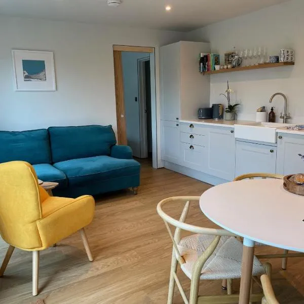 The Olive Tree - Peaceful and tranquil gem in Box, khách sạn ở Box