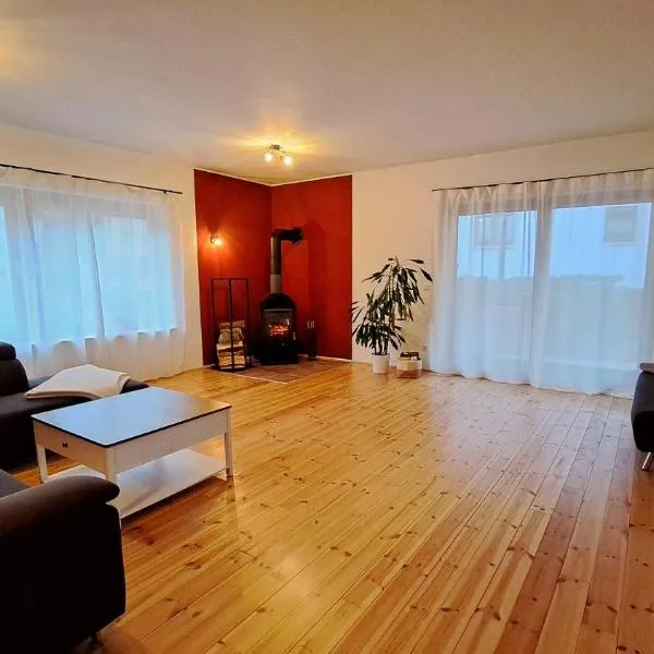 Pfalz-Auszeit - Ferienwohnung Franz am Dahner Felsenpfad, viešbutis mieste Danas