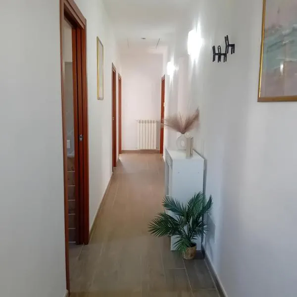 Casa vacanze LA FENICE, hotel u gradu 'Valmontone'