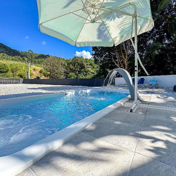 Casa p/ até 15 pessoas Piscina + Churrasq + Sinuca