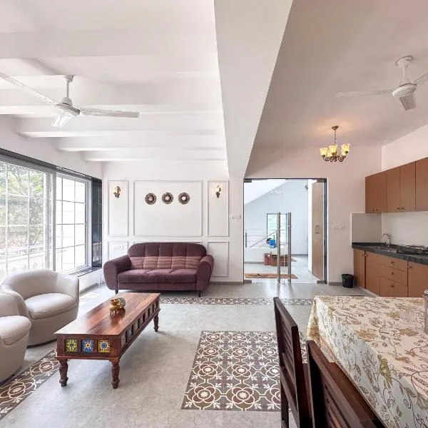 BALAJI ANANTA HERITAGE - by Bendre's Holiday Home, Hotel in Kārli