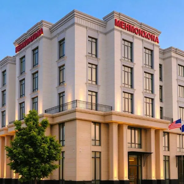 Garnet Mir Hotel, hotelli kohteessa Tashkent