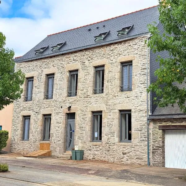 Le Foyer Celtique, Hotel in Ploërmel