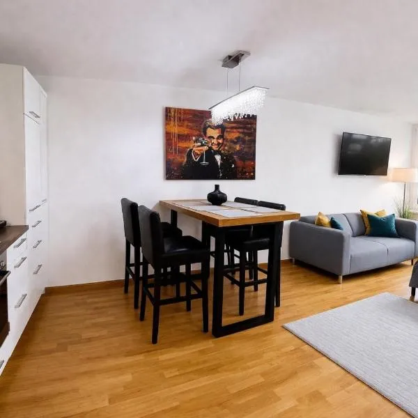 Wohnen am Fluss im City Apartment Linz Donaublick - Garten, Cafe & WLAN, Self-checkin, Parkplatz, für 4 Gäste, hotel a Linz