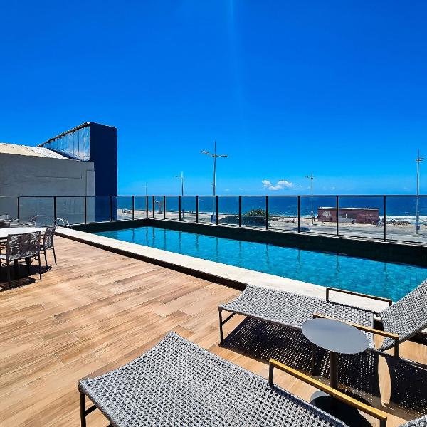 Studio Pituba frente ao mar, localização perfeita.